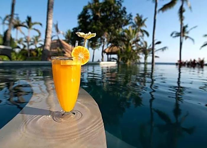 Relax Bali Resort, Diving & Spa, Ocean Front Resort Kubu